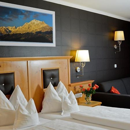 Hotel Rettenberg Kolsass Esterno foto